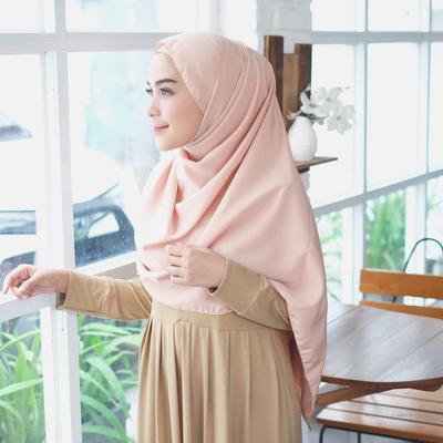 Warna Jilbab Yang Cocok Untuk Baju Kebaya Warna Peach