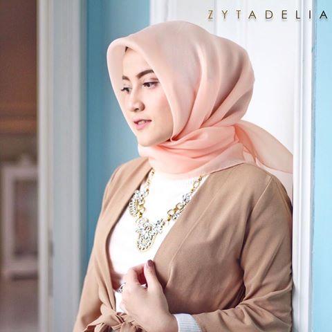 30+ Trend Terbaru Kerudung Untuk Baju Warna Coklat Muda