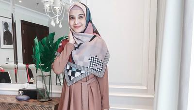 Tampil Cantik Saat Lebaran Dengan Model Baju Gamis Terbaru